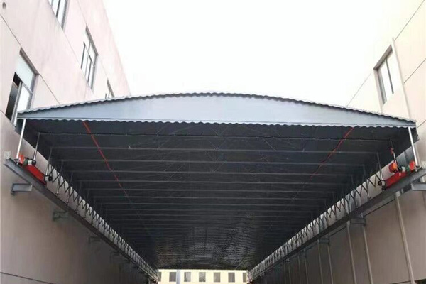 遮陽(yáng)膜材與防雨膜材的膜布加工方式差異有哪些